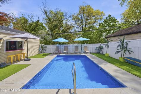 44 Bromley Place Bloomfield NJ 07003