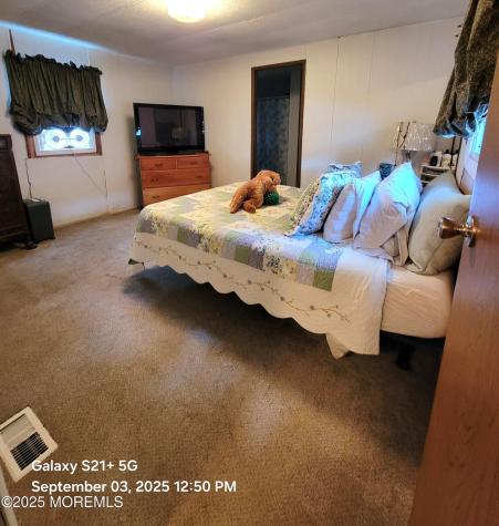 19 Susan Drive Barnegat NJ 08005