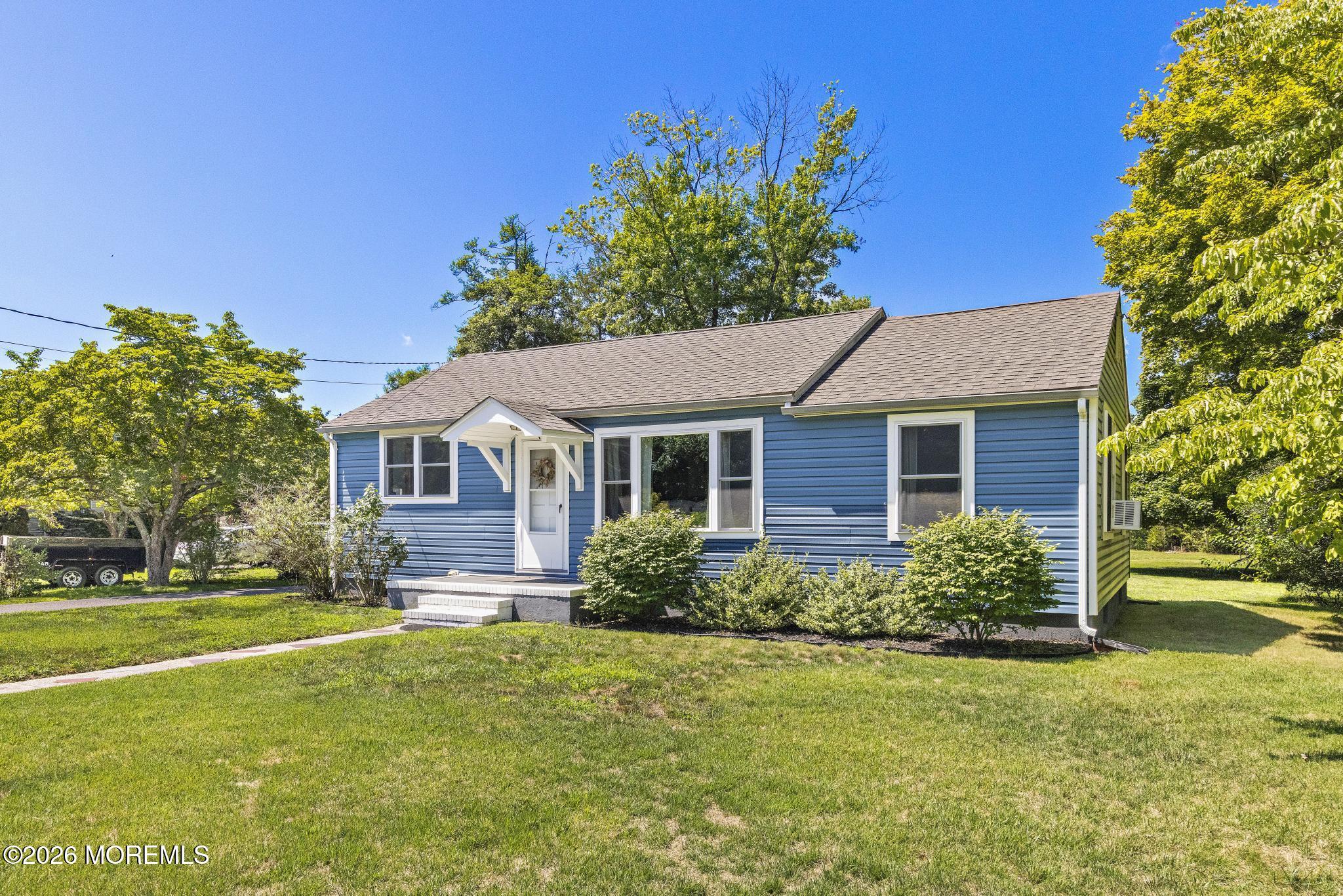 16 S Maple Avenue Tuckerton NJ 08087