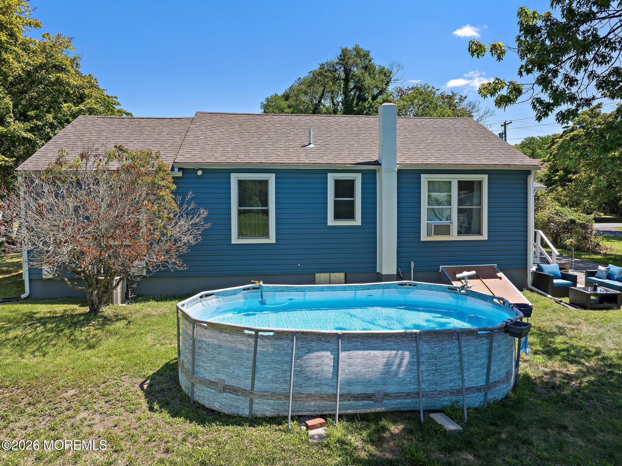 16 S Maple Avenue Tuckerton NJ 08087