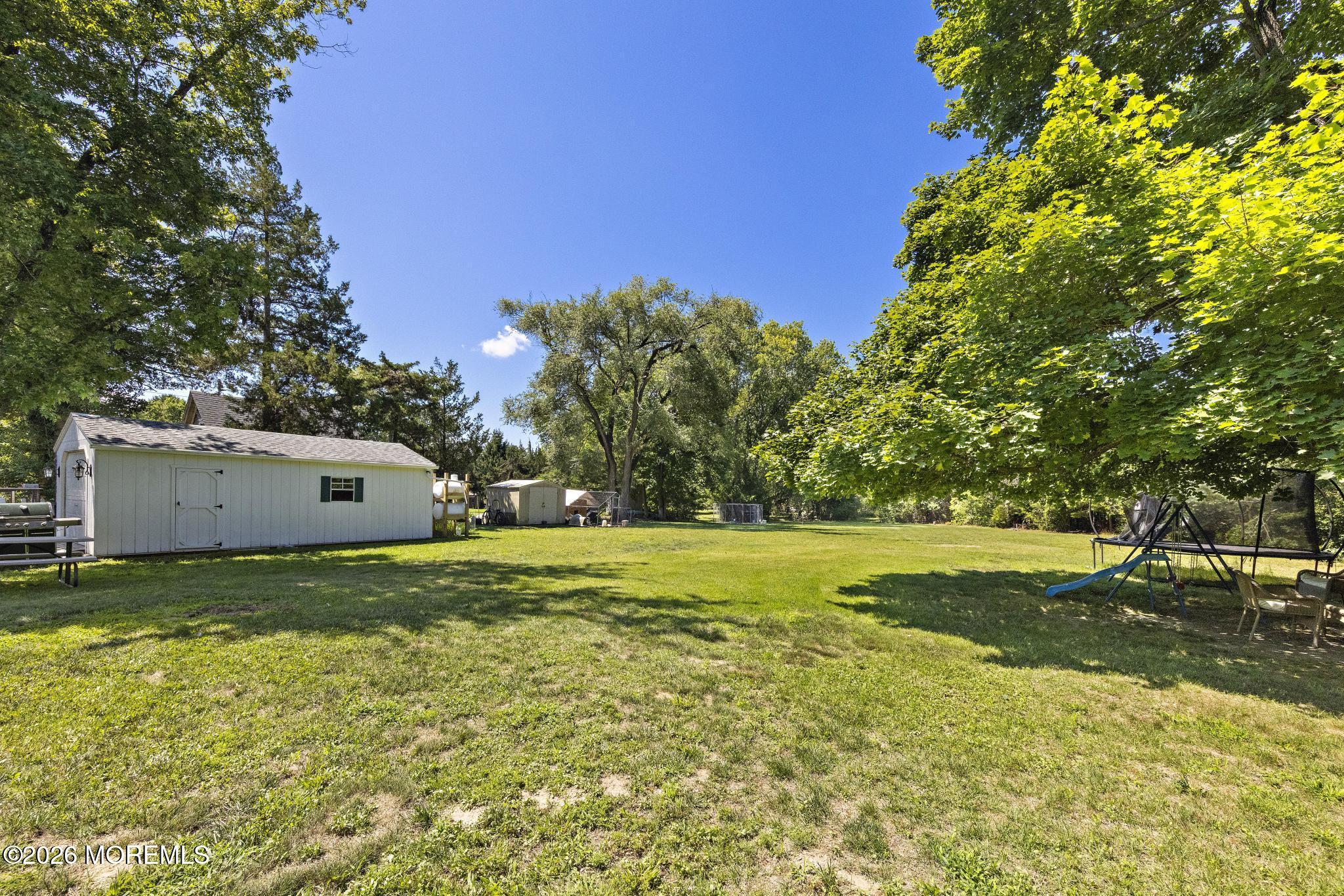 16 S Maple Avenue Tuckerton NJ 08087