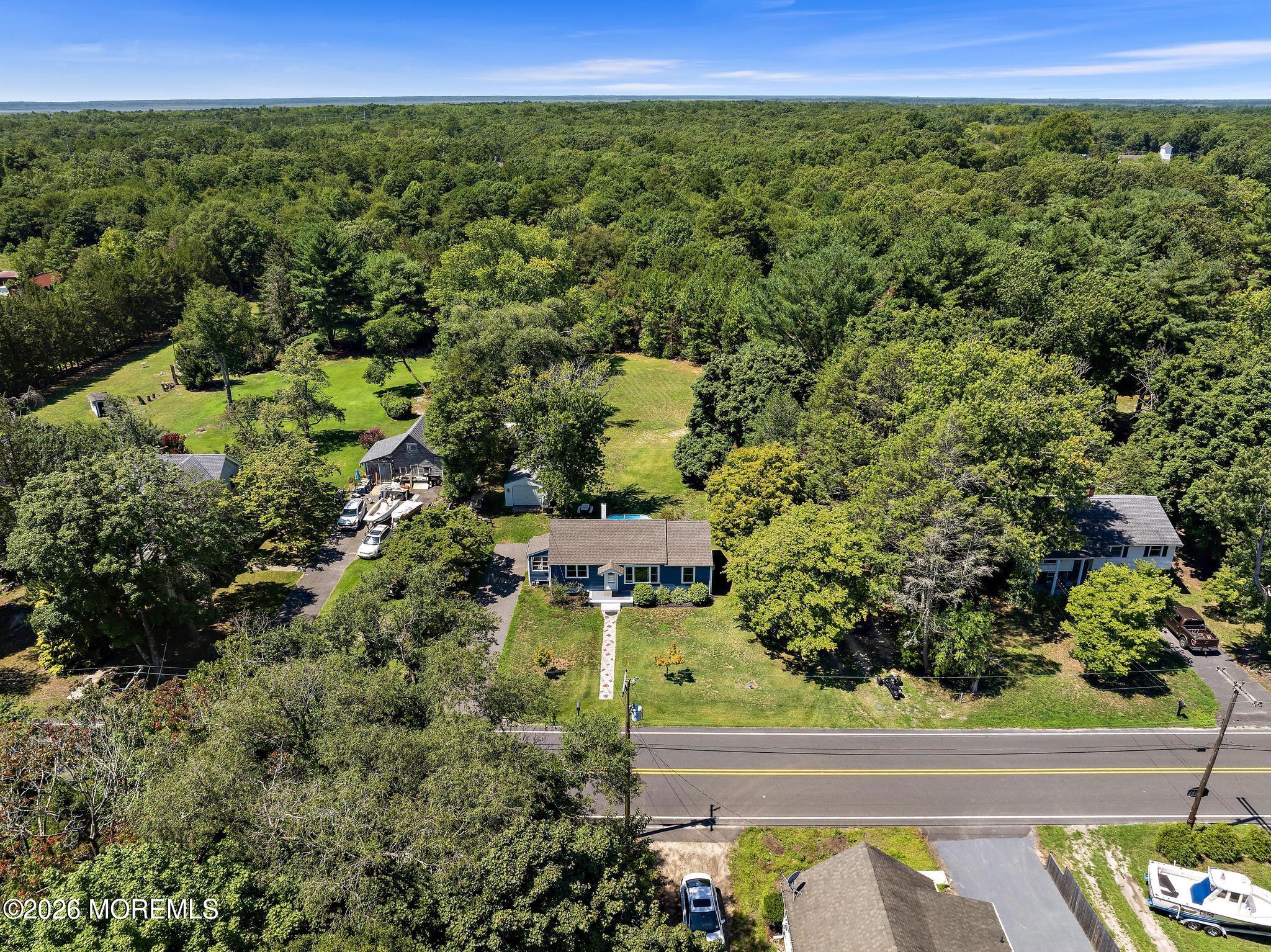 16 S Maple Avenue Tuckerton NJ 08087
