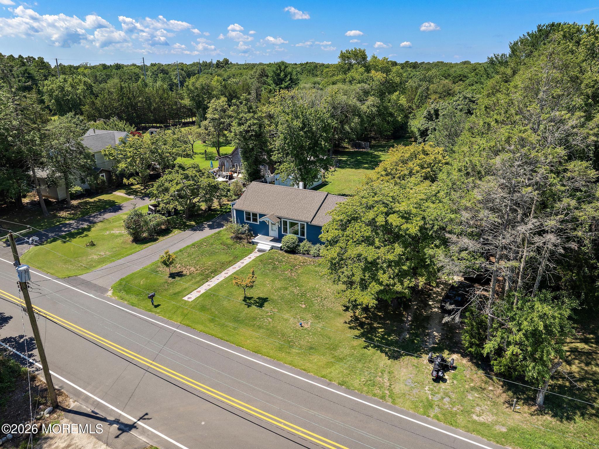 16 S Maple Avenue Tuckerton NJ 08087