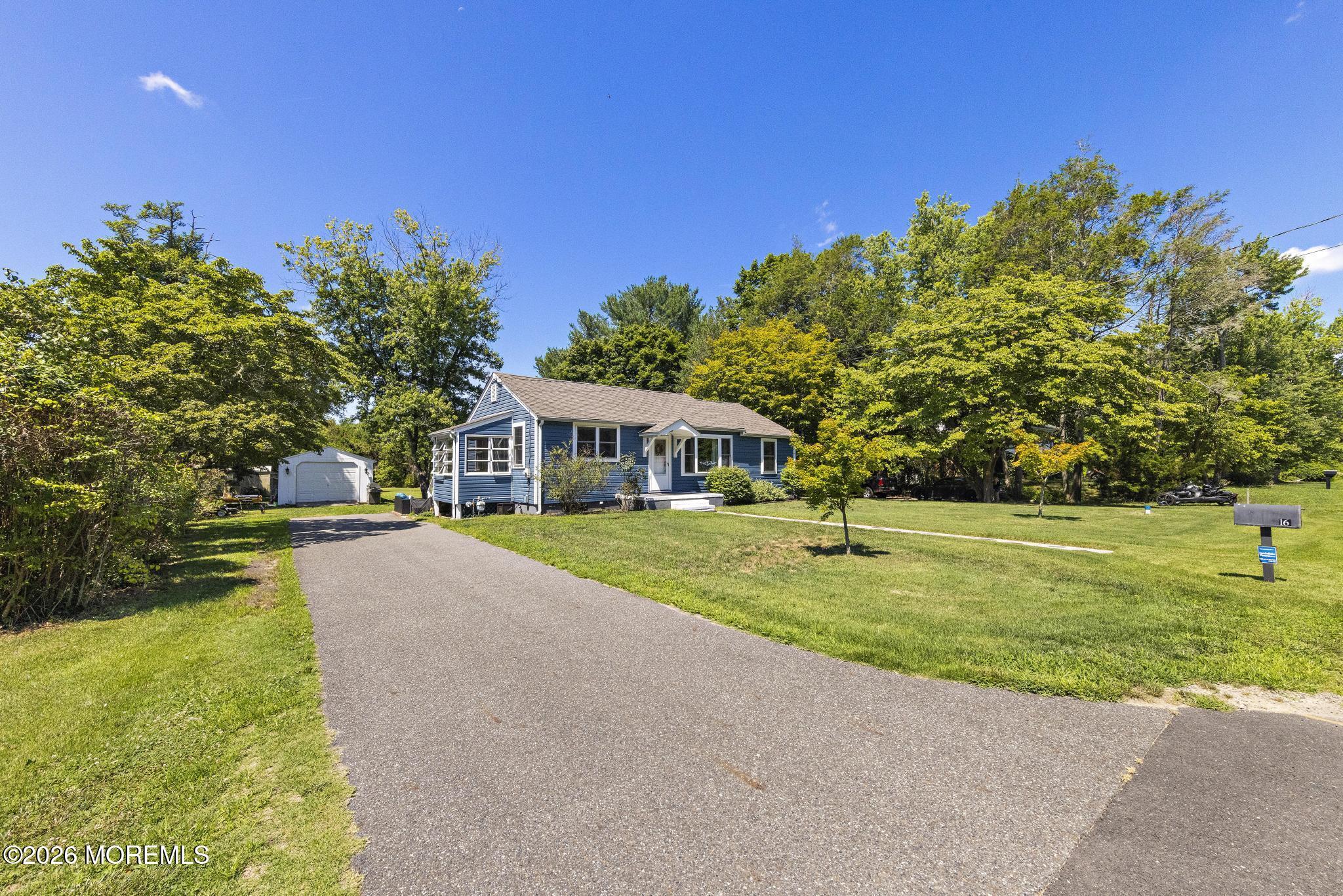 16 S Maple Avenue Tuckerton NJ 08087