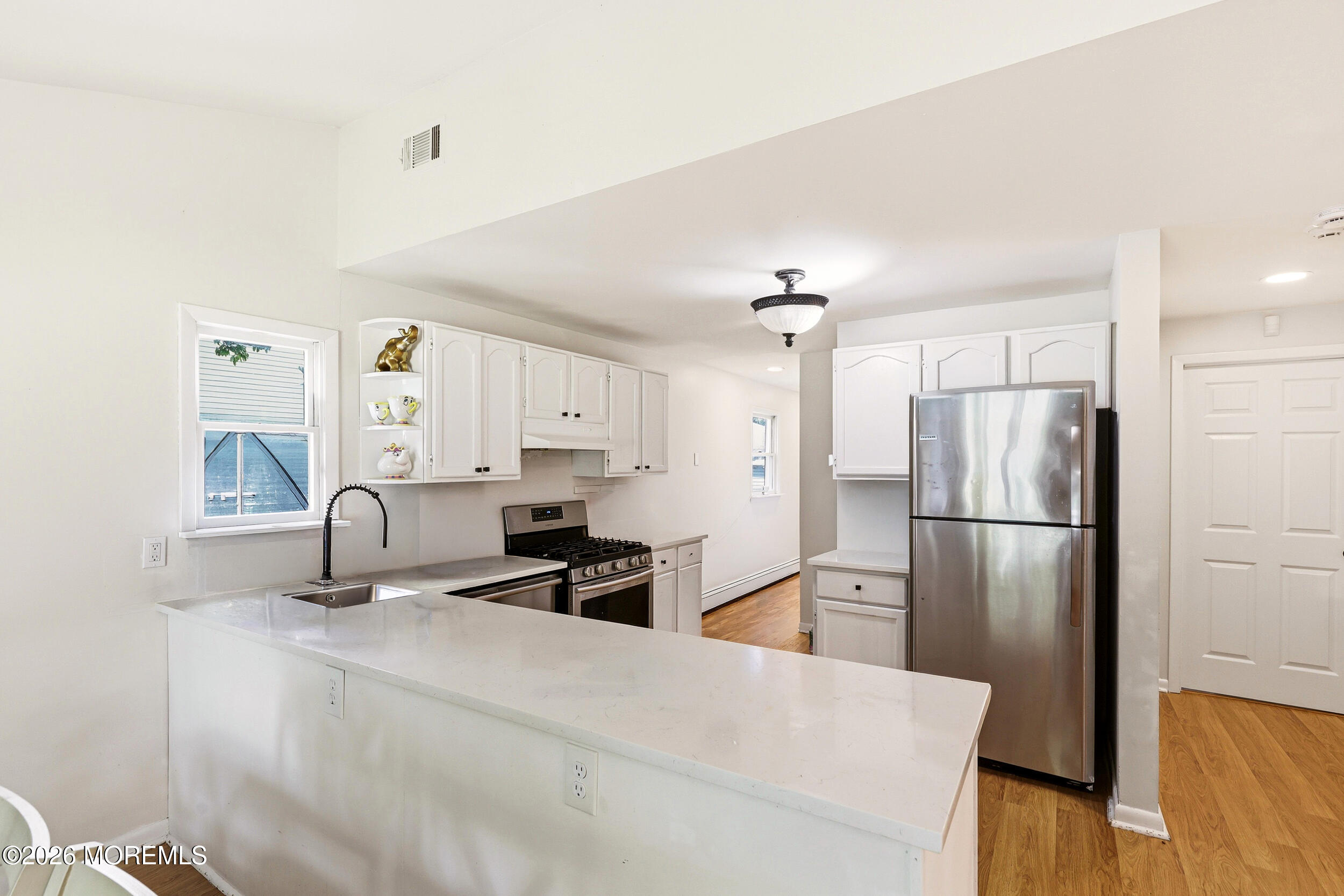 308 Tiller Avenue Beachwood NJ 08722