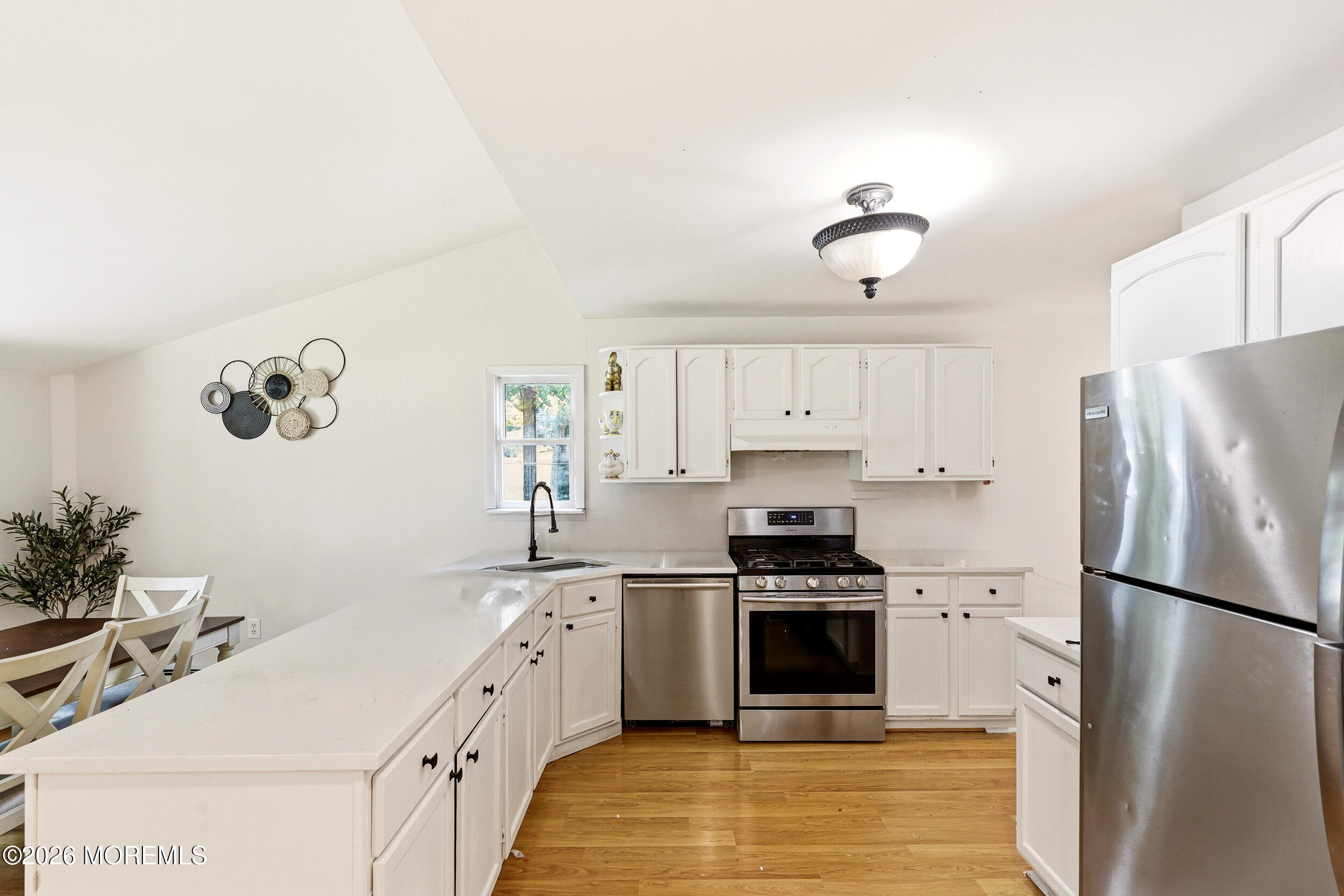 308 Tiller Avenue Beachwood NJ 08722