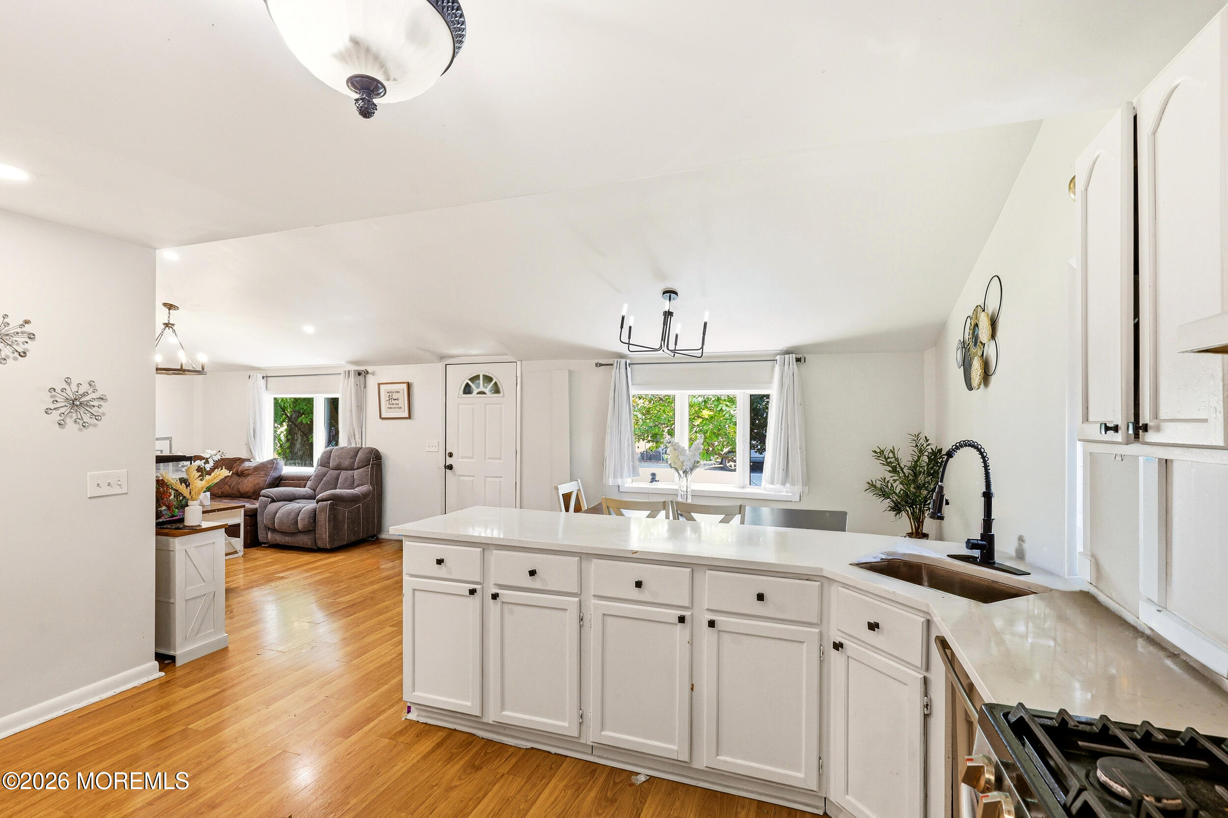 308 Tiller Avenue Beachwood NJ 08722
