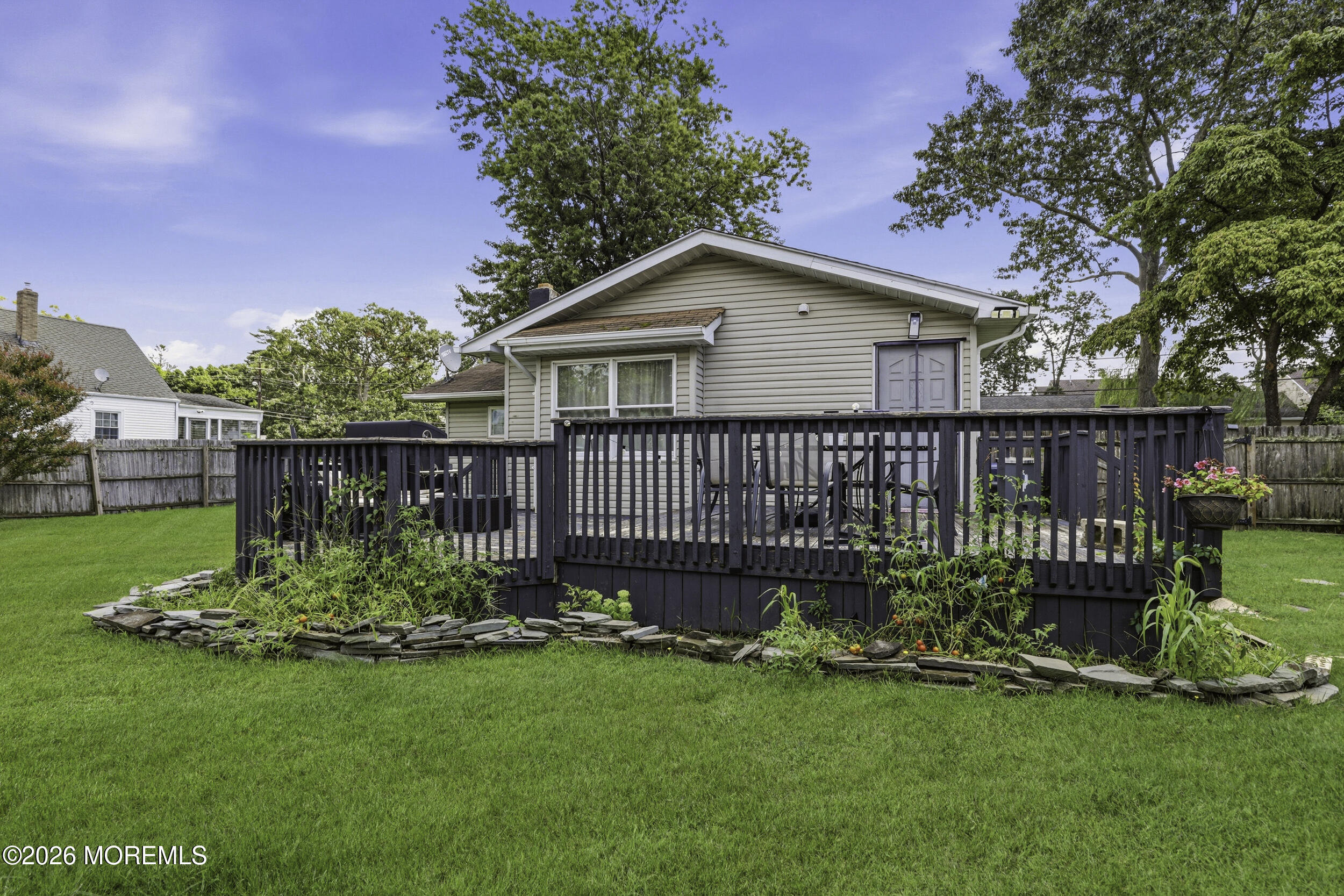 308 Tiller Avenue Beachwood NJ 08722