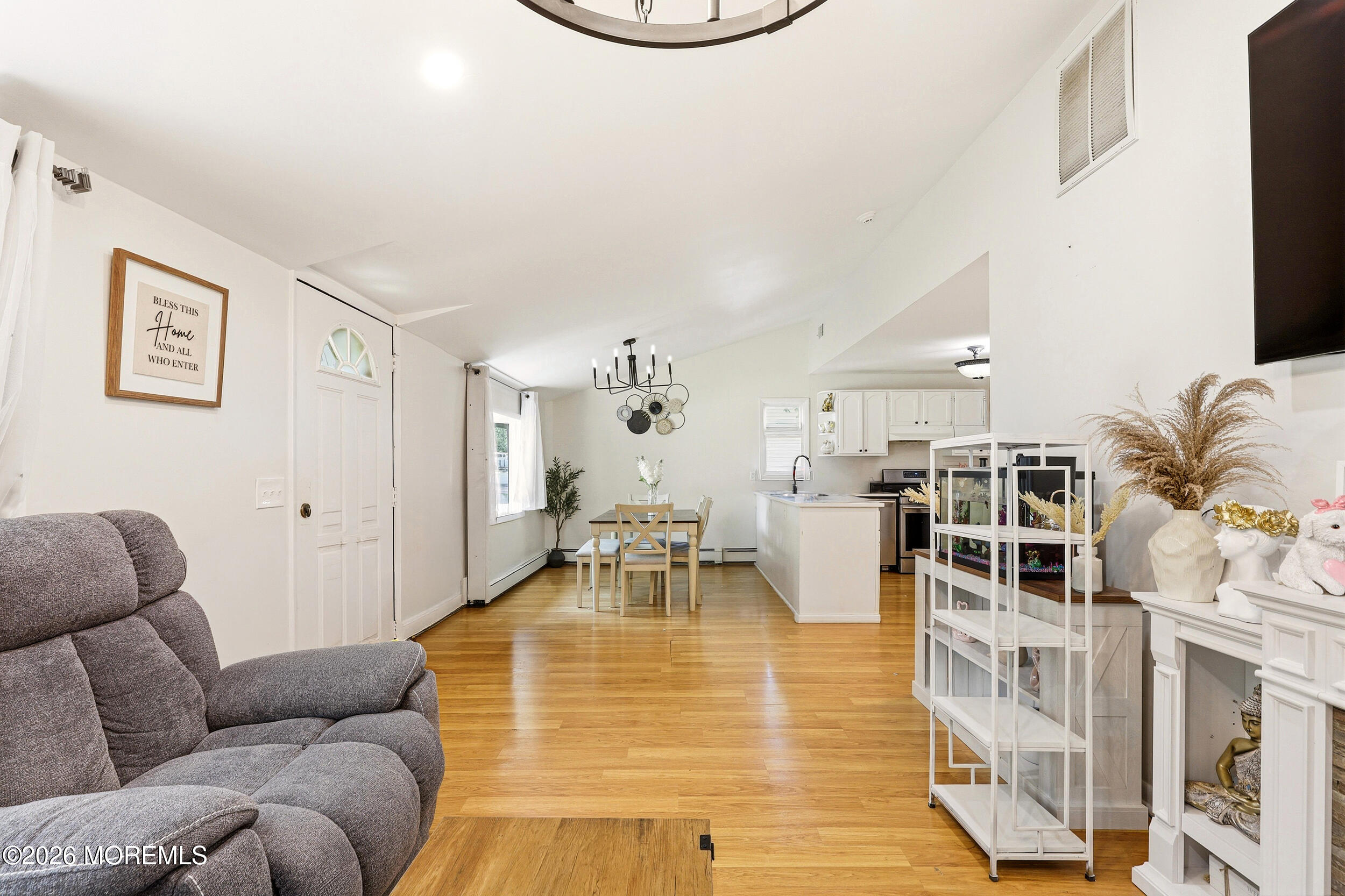 308 Tiller Avenue Beachwood NJ 08722