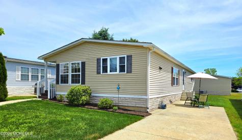 25 Pine Ridge Boulevard Whiting NJ 08759