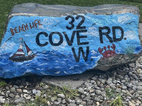 32 Cove Road W Bayville NJ 08721