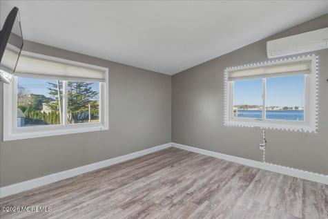 32 Cove Road W Bayville NJ 08721