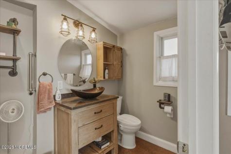 32 Cove Road W Bayville NJ 08721