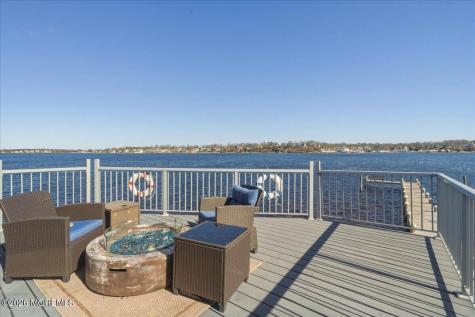 32 Cove Road W Bayville NJ 08721