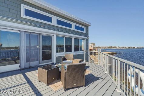 32 Cove Road W Bayville NJ 08721