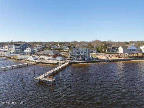 32 Cove Road W Bayville NJ 08721