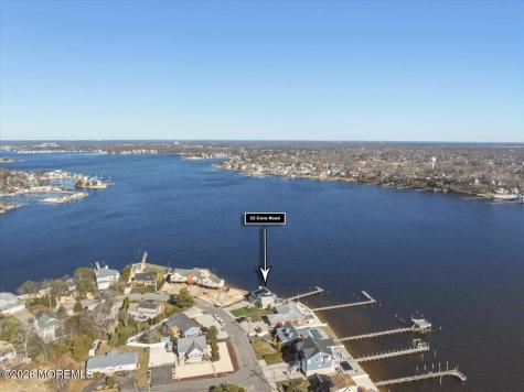 32 Cove Road W Bayville NJ 08721