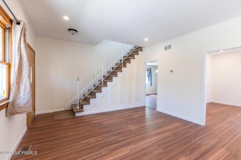 10 Lincoln Street South River NJ 08882