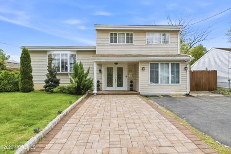 87 Woodview Drive Old Bridge NJ 08857