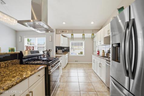 87 Woodview Drive Old Bridge NJ 08857