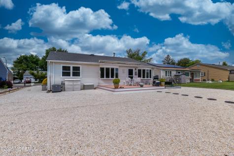 251 Westbrook Drive Toms River NJ 08757