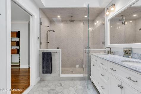 15 Circle Drive Rumson NJ 07760