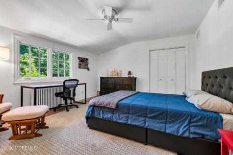 15 Circle Drive Rumson NJ 07760