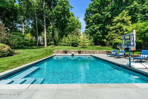 15 Circle Drive Rumson NJ 07760