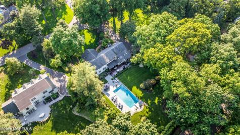 15 Circle Drive Rumson NJ 07760
