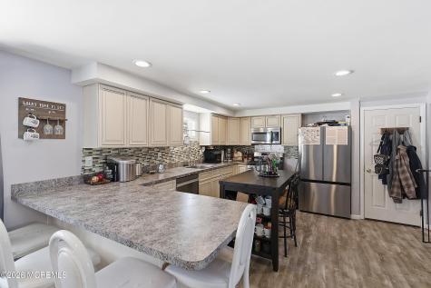 70 Oak Ridge Parkway Toms River NJ 08755