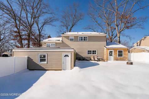 70 Oak Ridge Parkway Toms River NJ 08755