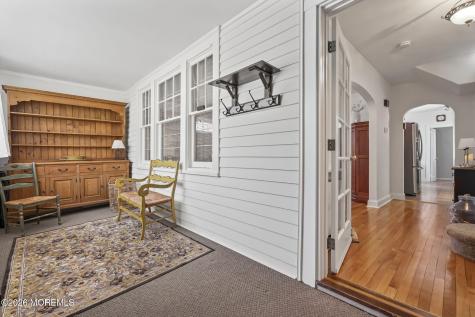 636 Ridgedale Avenue Woodbridge NJ 07095