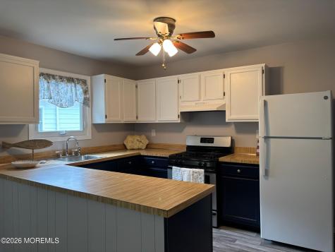 2 Elkton Court Toms River NJ 08753