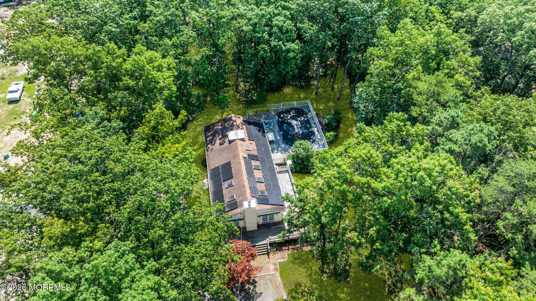571 Whitecomb Avenue Jackson NJ 08527