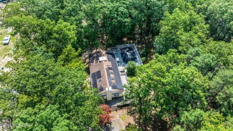 571 Whitecomb Avenue Jackson NJ 08527