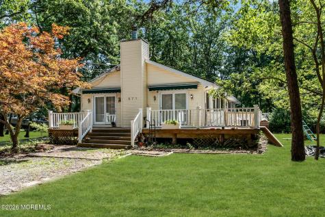571 Whitecomb Avenue Jackson NJ 08527