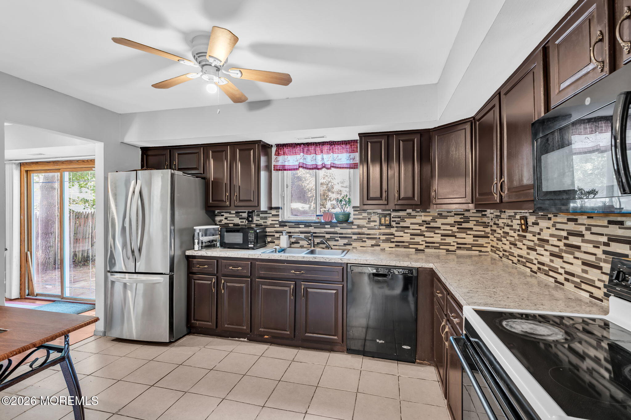6 Riverwood Court Toms River NJ 08757