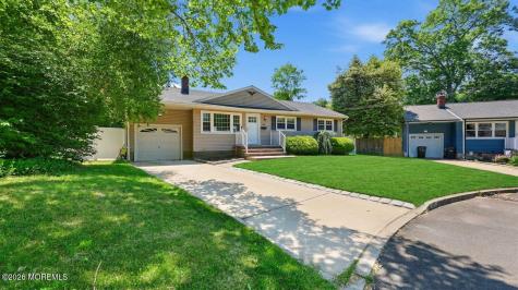 575 Garfield Avenue Belford NJ 07718