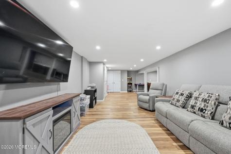575 Garfield Avenue Belford NJ 07718