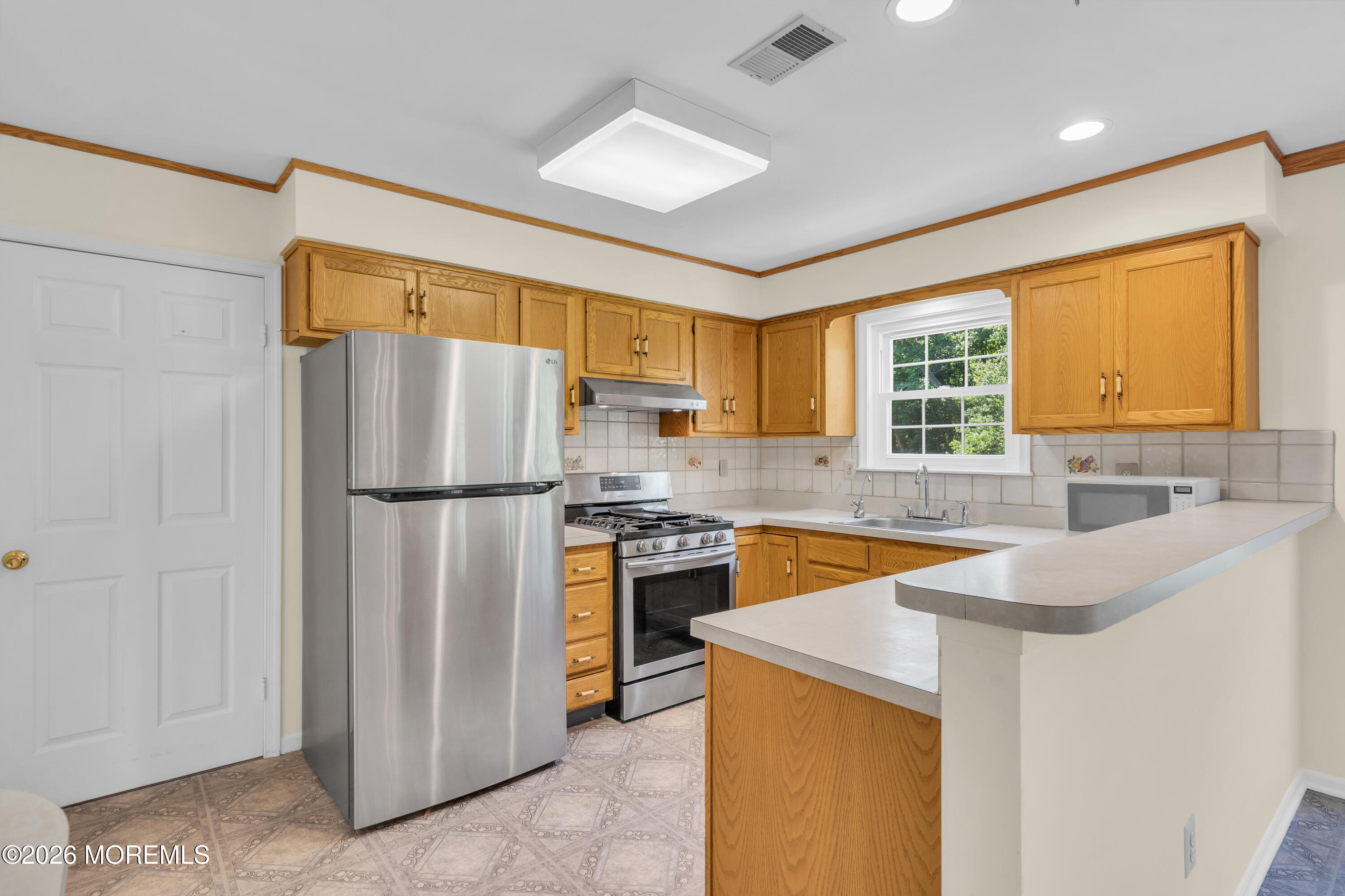 15 Algonquin Terrace Millstone NJ 08535