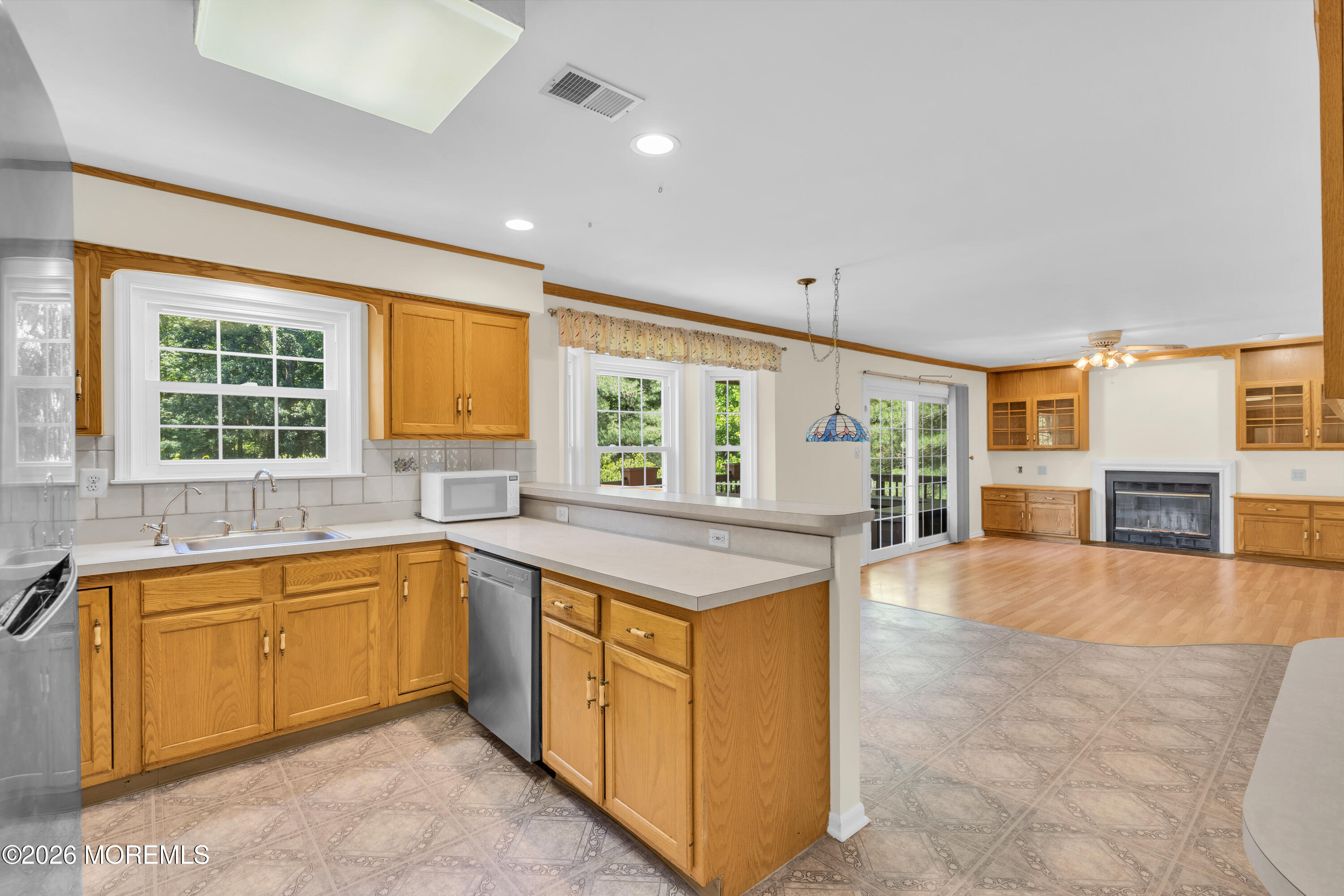 15 Algonquin Terrace Millstone NJ 08535