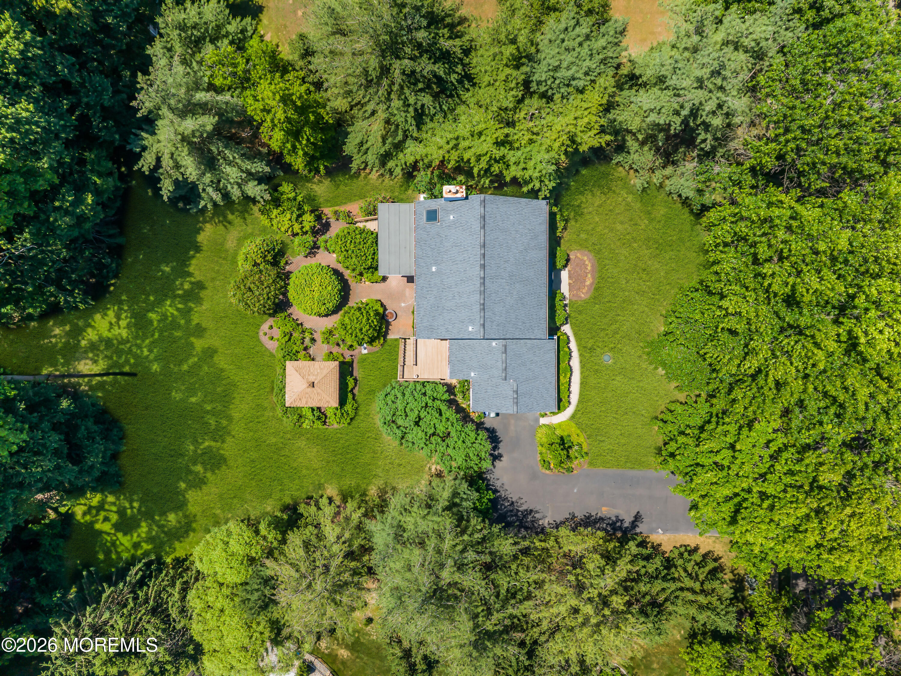 15 Algonquin Terrace Millstone NJ 08535