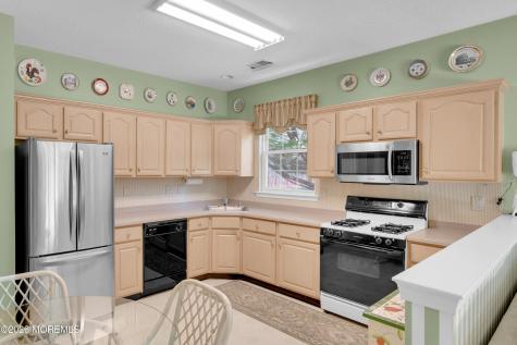 2 Spring Meadow Drive Lakewood NJ 08701