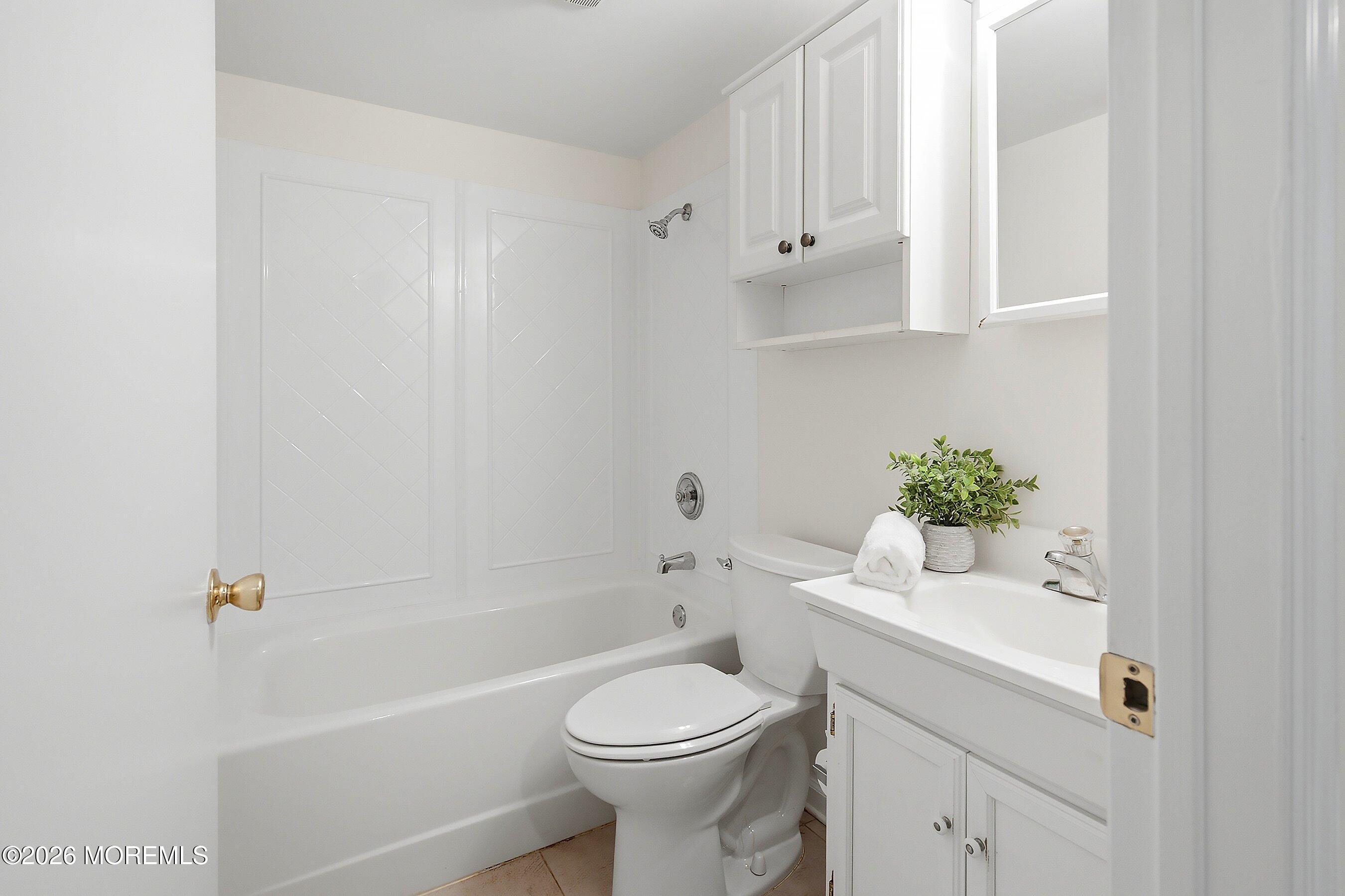 27 Westgate Court Colts Neck NJ 07722