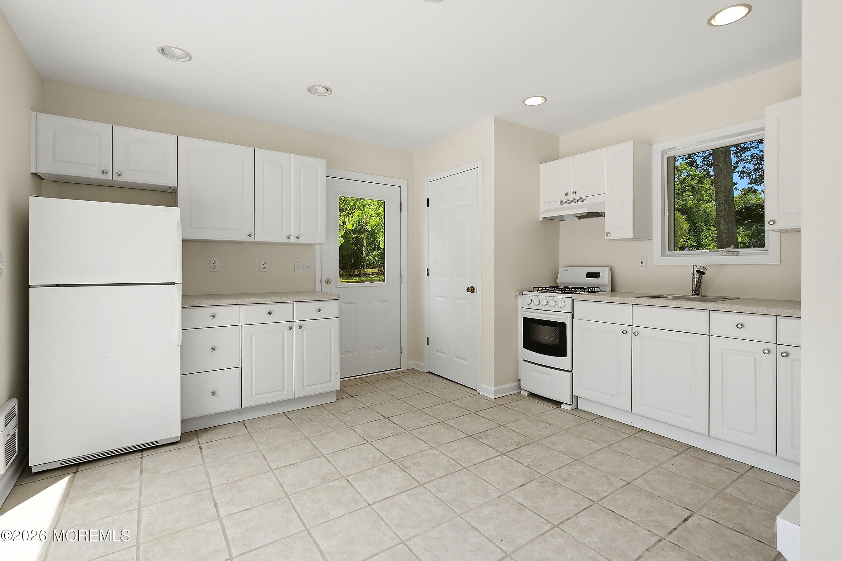 27 Westgate Court Colts Neck NJ 07722