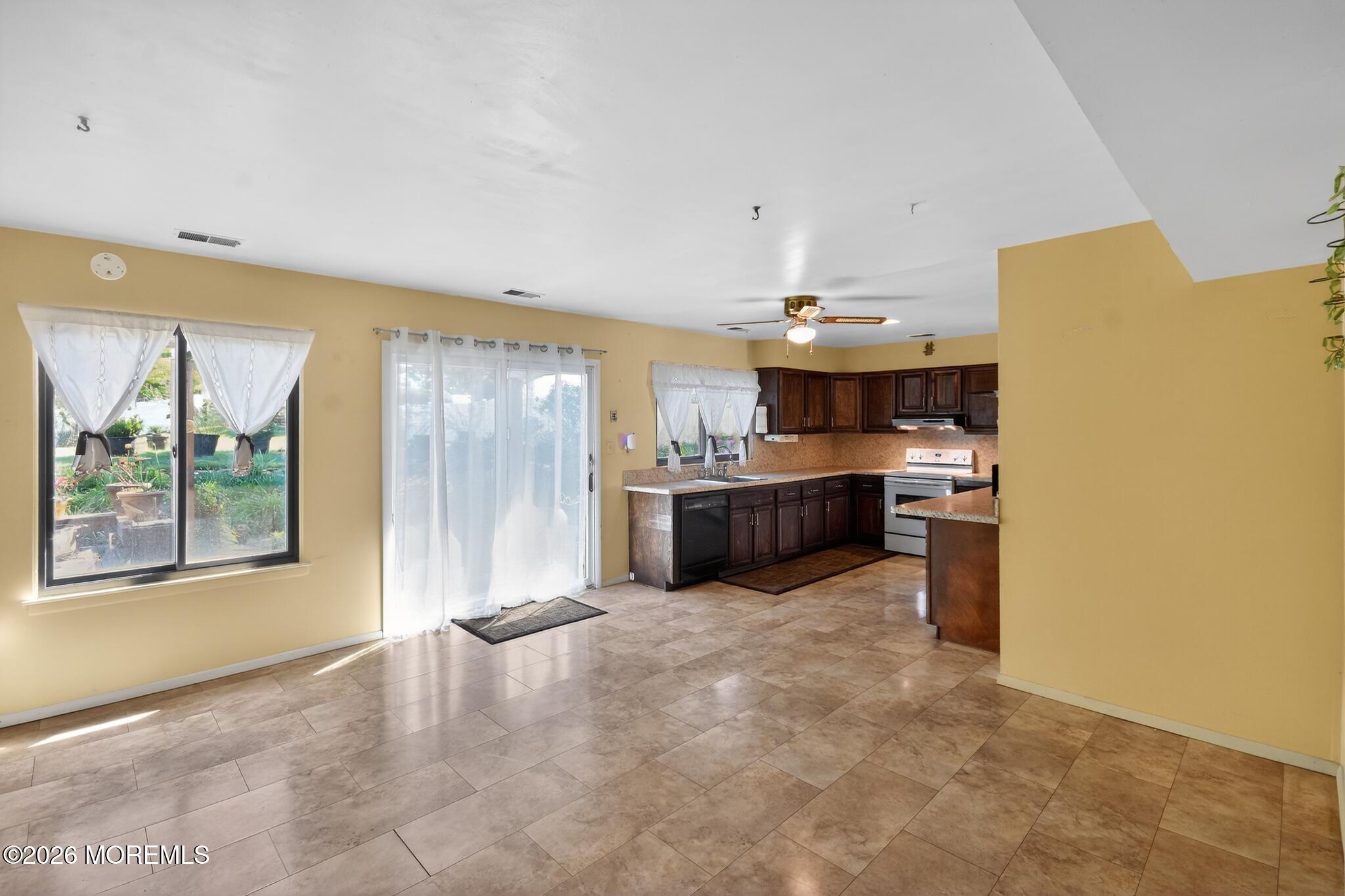 3 Scenic Lane Matawan NJ 07747