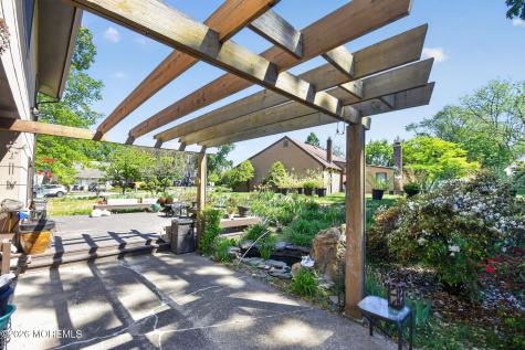 3 Scenic Lane Matawan NJ 07747