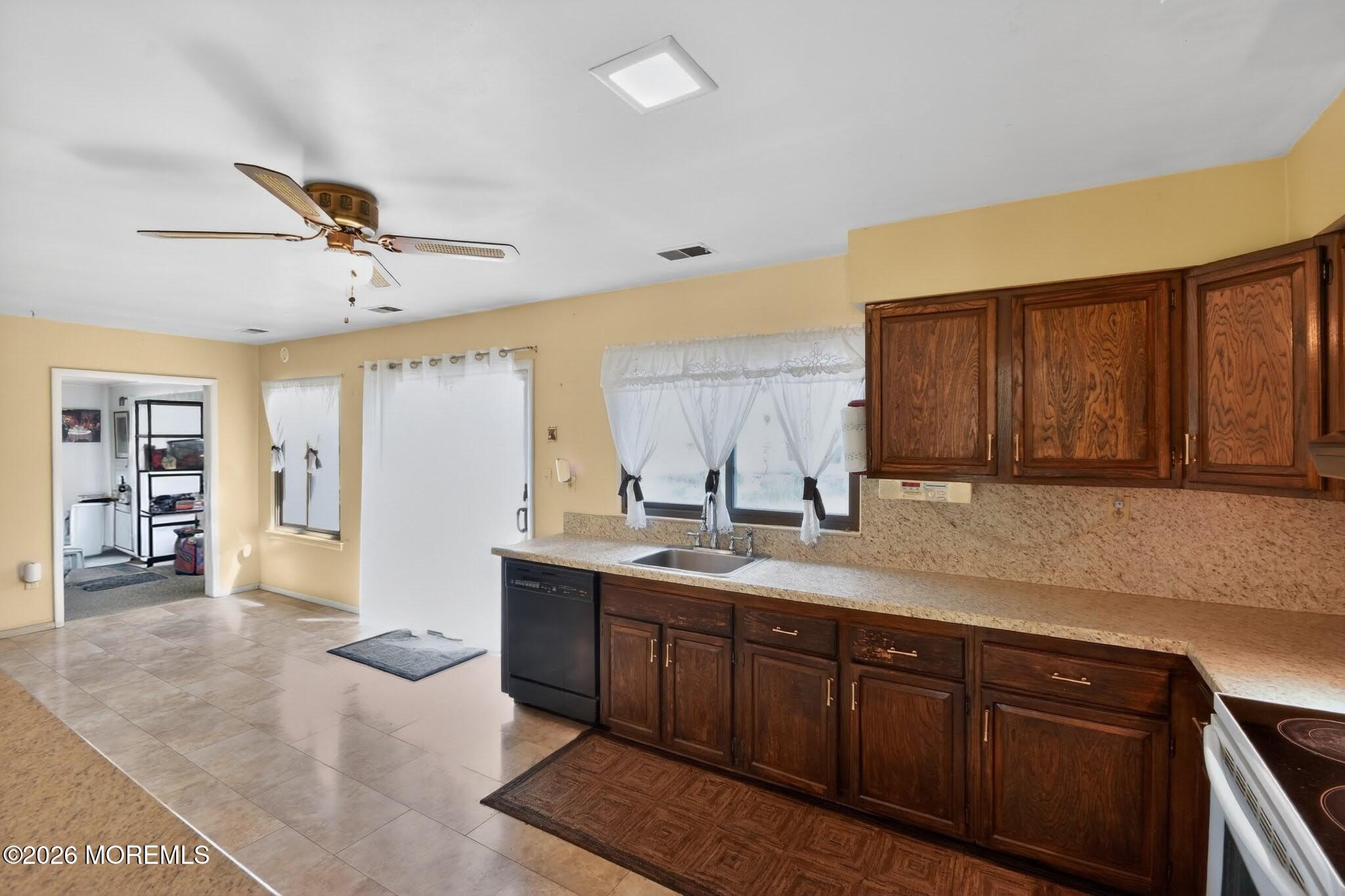 3 Scenic Lane Matawan NJ 07747