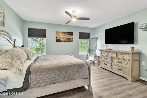 12 Dogwood Drive Barnegat NJ 08005