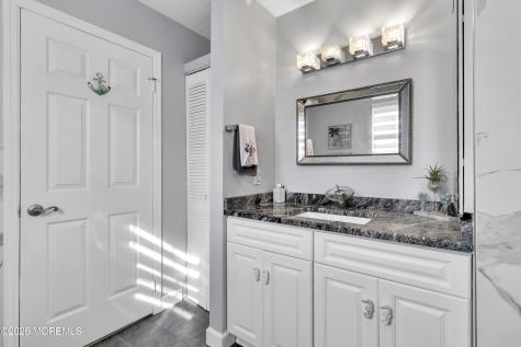 12 Dogwood Drive Barnegat NJ 08005